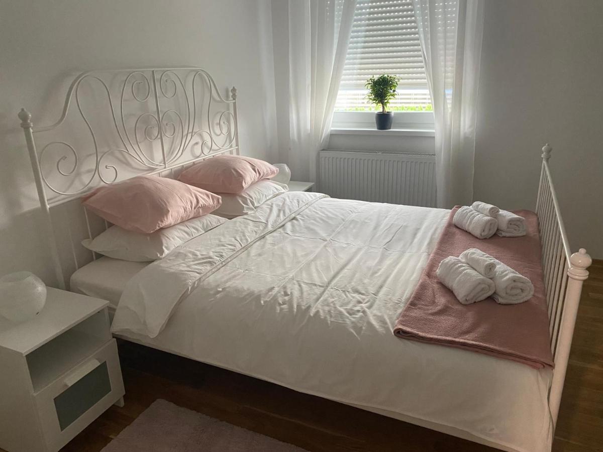 Penthouse West S Apartment Varazdin Ngoại thất bức ảnh